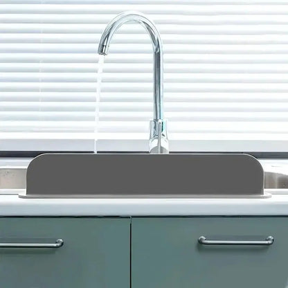 NESLEMY™ Silicone Sink Splash Guard – Non-Slip Water Barrier with Suction Cups for Kitchen Sinks, Dishwashing & Countertops